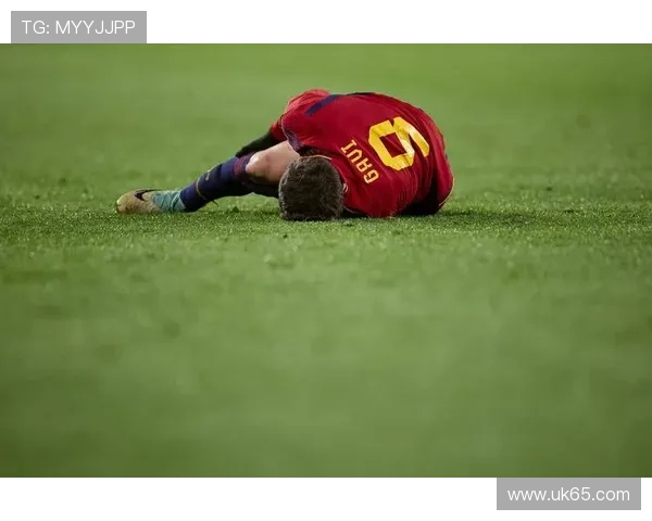 米兰大将爆头牙飞下巴骨折恐无缘世界杯